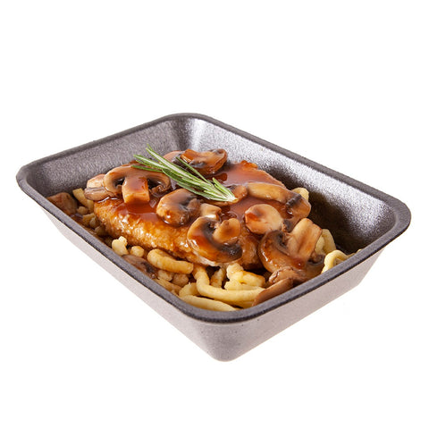 400 gram cooked Hunter Schnitzel and Spaetzle
